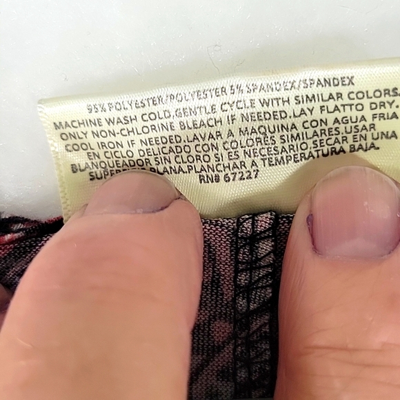 Bobbie Brooks Geometric Print Ruffle Bell Sleeve Top Size L - Picture 3 of 7